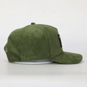 Vente en gros de chapeaux personnalisés à 5 panneaux avec logo brodé écusson en velours côtelé vert de haute qualité pour le sport en plein air casquette de baseball Gorras Classics - Product Image 4