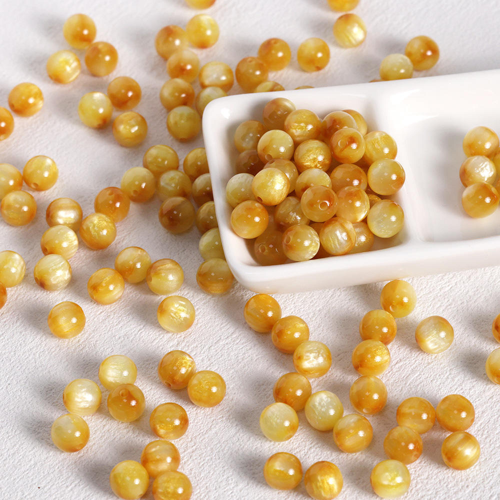 สีเหลือง