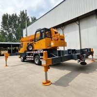 Grue de camion ISUZU 8 tonnes, nouveau modèle, certifiée CE, personnalisée en usine, avec stabilisateurs hydrauliques 4+1 pour levage de chantier