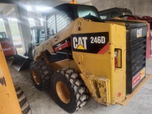 Cargador usado de alta calidad Caterpillar CAT 246D Mini cargador de dirección deslizante CAT 246C 246D 4.6ton cargador para granja - Product Image 3