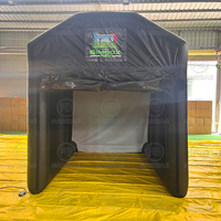 Mini enceinte de simulateur de terrain de golf gonflable LOGO de marque personnalisée Pup up Tente de golf avec écran pour événement amusant intérieur extérieur