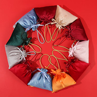 Vente en gros de sac de bonbons de mariage à franges en velours rouge vin de style chinois