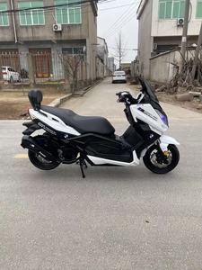 Scooter a Carburante T9 Land Cruiser con Ampio Display LCD, Adatto per Tour in Moto ed Esportabile - Product Image 6