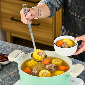 Juego de Utensilios de Cocina de Titanio Puro, Resistente a Altas Temperaturas y Apto para Lavavajillas, Incluye Espátula, Cuchara para Sopa, Cucharón, Utensilio para Freír Carne - Product Image 4