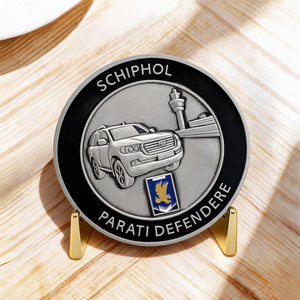Distintivo in Metallo Smaltato Morbido a Tema Schiphol Defender per Riconoscimento Servizio, Qualità Premium per Sicurezza Aeroportuale, Offerta per Grossisti - Product Image 1