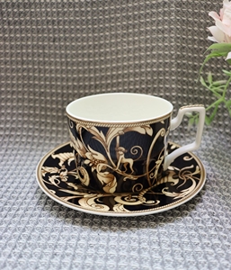 Nouvel ensemble de café et de thé haut de gamme noir de la série W, 15 pièces, comprenant tasses, soucoupes et bouilloire - Product Image 1