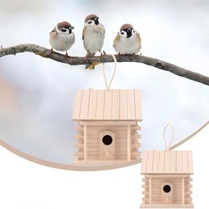 บ้านนกไม้ทรงสี่เหลี่ยมน้ำหนักเบาสำหรับแขวนกลางแจ้ง - Product Image 3