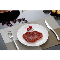 Vaisselle de restaurant personnalisée en gros Service événementiel incassable Assiettes de présentation rondes en mélamine blanche nordique de 12 pouces