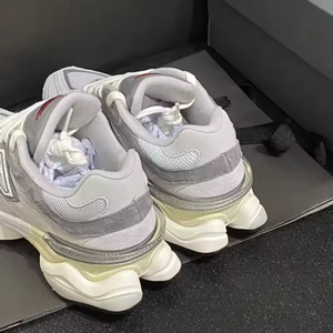 Zapatillas de Diseño de Lujo para Hombre, Cómodas, Antideslizantes, Modelo 9006, Elegantes, Transpirables, Deportivas, de Caña Alta - Product Image 1