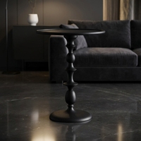 Table d'appoint ronde de luxe noire avec cadre en bois de frêne laqué, colonne perlée et base ronde – Mobilier de salon pour villa