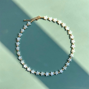 Collana Corta da Sposa con Perle Naturali Bianche a Forma di Stella e Cuore per Donna - Vendita all'Ingrosso - Product Image 2