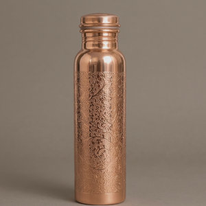 Bouteille d'eau en cuivre unisexe, gourde d'hydratation traditionnelle ayurvédique, récipient à eau en métal à motif floral de vigne - Product Image 1