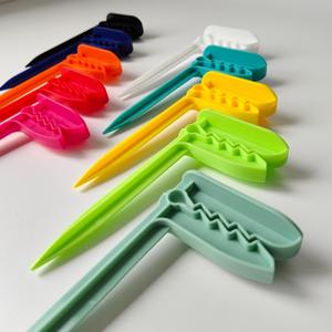 Offre Spéciale : Clips <span class=keywords><strong>de</strong></span> Fixation Colorés en <span class=keywords><strong>Plastique</strong></span> pour Serviettes <span class=keywords><strong>de</strong></span> Plage, Tapis <span class=keywords><strong>de</strong></span> Pique-nique et Tapis d'Extérieur - Product Image 6