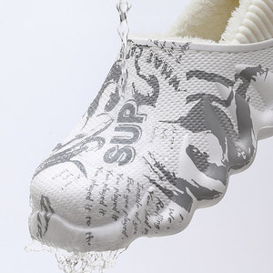 Nouvelles pantoufles chaudes imperméables tendance, sabots d'hiver confortables antidérapants à coupe large, chaussures <span class=keywords><strong>orthopédiques</strong></span>, claquettes fourrées OEM pour hommes - Product Image 4