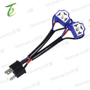 Fábrica al por mayor faro de coche <span class=keywords><strong>H4</strong></span> macho y hembra portalámparas de cerámica uno-dos línea de conversión 9003 enchufe macho y hembra - Product Image 4