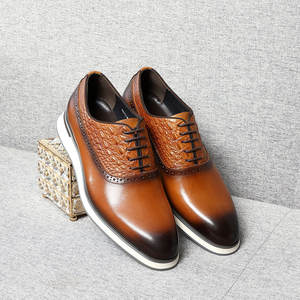 รองเท้าหนังทรงอ็อกซ์ฟอร์ดหัวเหลี่ยมแบบใหม่ ผลิตด้วยมือในอิตาลี สำหรับผู้ชาย เหมาะสำหรับใส่ทำงานหรือโอกาสทางการ มีเชือกผูก พื้นรองเท้าแข็ง ป้องกันการลื่น - Product Image 1