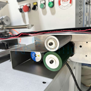 Cinta elástica ultrasónica y máquina de soldadura de costura de gancho y bucle, producto de máquinas de coser - Product Image 3