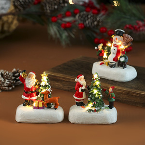 2025 decoraciones navideñas luminosas resina Micro paisaje adornos Santa Claus árbol de Navidad muñeco de nieve adornos de escritorio - Product Image 2