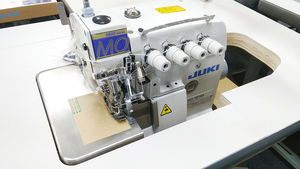 Máquina <span class=keywords><strong>de</strong></span> <span class=keywords><strong>Coser</strong></span> Juki MO-6816S <span class=keywords><strong>de</strong></span> <span class=keywords><strong>Segunda</strong></span> <span class=keywords><strong>Mano</strong></span> al Mejor Precio, Accionamiento Directo, Alta Velocidad, Overlock / Puntada <span class=keywords><strong>de</strong></span> Seguridad - Product Image 3