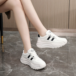 LYKU 2026 Nouvelles Chaussures Femme Tendance Printemps-Été-Automne à Semelle Épaisse Respirantes Antidérapantes EVERGREEN à Lacets Rehaussantes Sportives - Product Image 5