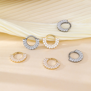 Anillo de Segmento Articulado para Septum de Titanio ASTM F136 Chapado en Oro con Doble Capa y Circonitas, Joyería para Piercing Corporal - Product Image 4