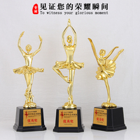 Vente en gros Trophée de danseuse en plastique plaqué or avec base en plastique