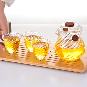 Set da Tè in <span class=keywords><strong>Vetro</strong></span> Borosilicato Trasparente di Alta Qualità, Resistente al Calore, Teiera da 350ml e Tazza da 60ml, Confezione Regalo, Set di Quattro Pezzi - Product Image 3