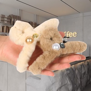 Pinza para el pelo de felpa con perlas de 15 cm para mujer, uso diario, estilo otoño-invierno - Product Image 2