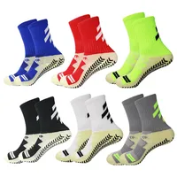 Bas quantité minimale de commande vente en gros de chaussettes de sport personnalisées antidérapantes chaussettes de football athlétiques hommes enfants chaussettes de football antidérapantes professionnelles