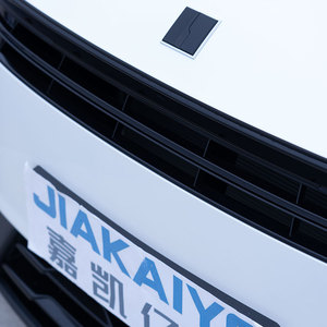 En stock: Lynk & Co 06 Plus Series SUV compacto 1.5T Turbo 7DCT con volante a la izquierda, listo para envío. - Product Image 4