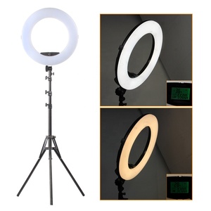 Meilleure Vente : Kit d'éclairage annulaire LED dimmable 18 pouces pour photo et vidéo, lumière de studio professionnelle pour photographie et réseaux sociaux, avec support de 6 pieds et télécommande - Product Image 4