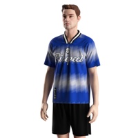 Nouveau maillot de football au design tendance pour hommes, respirant et rafraîchissant, idéal pour les matchs et le streetwear