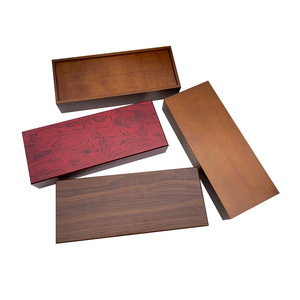 Caja de cigarros cuadrada de madera de nogal hecha a mano para embalaje de regalo - Product Image 4