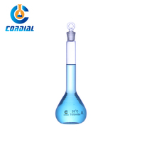 Fiole volumétrique en verre borosilicate 3.3 CORDIAL 25/50/100/200/250/500 ml avec bouchon en verre pour usage en laboratoire