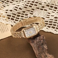 Nouvelle Montre à Quartz pour Femme avec Bracelet en Alliage de Zinc à Maillons de Bambou et Perles Arabes Mixtes, Style Romantique + Ensemble Boucles d'Oreilles pour Toutes les Occasions