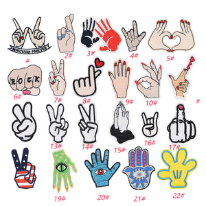 แพทช์ปักลายมือทำจากโพลีเอสเตอร์สำหรับรีดติดเสื้อผ้า รูปแบบท่าทางมือและนิ้ว - Product Image 1