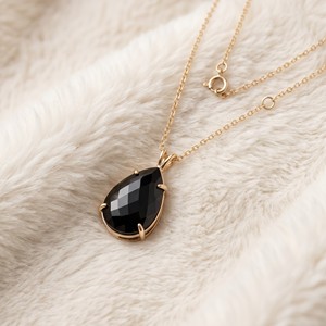 Colliers pendentifs en or plaqué 14 carats avec onyx noir facetté en forme de goutte, sertis à griffes, vente en gros OEM/ODM - Product Image 2