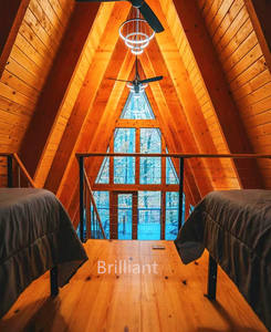 Cadre de type A petite maison préfabriquée modulaire Structure <span class=keywords><strong>en</strong></span> acier étanche Maison triangulaire <span class=keywords><strong>en</strong></span> bois pour appartements Resort - Product Image 4