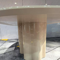 Table à manger ovale - Inspiration italienne - Luxe léger - Plateau en bambou couleur crème - Design minimaliste moderne pour la maison et les restaurants - 4 places