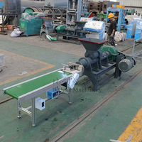 Machine à briquettes de charbon de bois pour barbecue, machine à briquettes de charbon de bois de coque de noix de coco, machines d'extrusion de charbon de bois en Ouganda