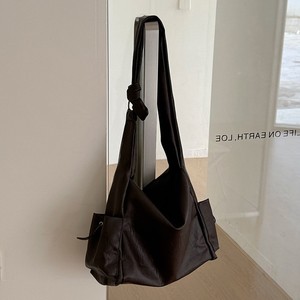 กระเป๋าโท้ทสไตล์เกาหลีความจุขนาดใหญ่ เนื้อหนังนุ่ม กระเป๋ามีซิป กระเป๋าสะพายข้างสำหรับเดินทางทุกวัน - Product Image 1