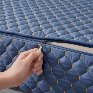 <span class=keywords><strong>Housse</strong></span> <span class=keywords><strong>de</strong></span> <span class=keywords><strong>matelas</strong></span> <span class=keywords><strong>matelassée</strong></span> à couverture <span class=keywords><strong>intégrale</strong></span> sur les six côtés, tirettes <span class=keywords><strong>de</strong></span> fermeture éclair à quatre sens, protège-<span class=keywords><strong>matelas</strong></span> en fibre <span class=keywords><strong>de</strong></span> soja amovible - Product Image 2