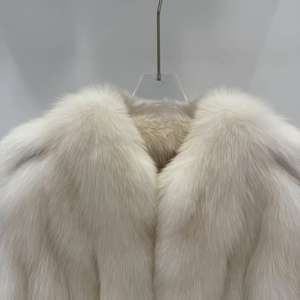 Nuovo Cappotto Lungo in Vera <span class=keywords><strong>Pelliccia</strong></span> di Volpe <span class=keywords><strong>Beige</strong></span> di Lusso per Donna - Product Image 4