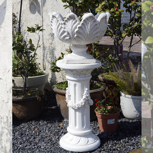 <span class=keywords><strong>Pot</strong></span> <span class=keywords><strong>de</strong></span> <span class=keywords><strong>fleurs</strong></span> <span class=keywords><strong>de</strong></span> <span class=keywords><strong>colonne</strong></span> romaine rétro européenne cour extérieure balcon mariage <span class=keywords><strong>porte</strong></span> <span class=keywords><strong>de</strong></span> villa décor à la maison ornements <span class=keywords><strong>de</strong></span> jardin en fibre <span class=keywords><strong>de</strong></span> verre - Product Image 2