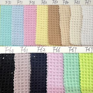 Sac <span class=keywords><strong>de</strong></span> <span class=keywords><strong>toilette</strong></span> portable à fermeture éclair en gros, <span class=keywords><strong>grande</strong></span> capacité, sac <span class=keywords><strong>de</strong></span> lavage matelassé en gaufre, broderie personnalisée, sacs cosmétiques en coton pour soins <span class=keywords><strong>de</strong></span> la peau - Product Image 6