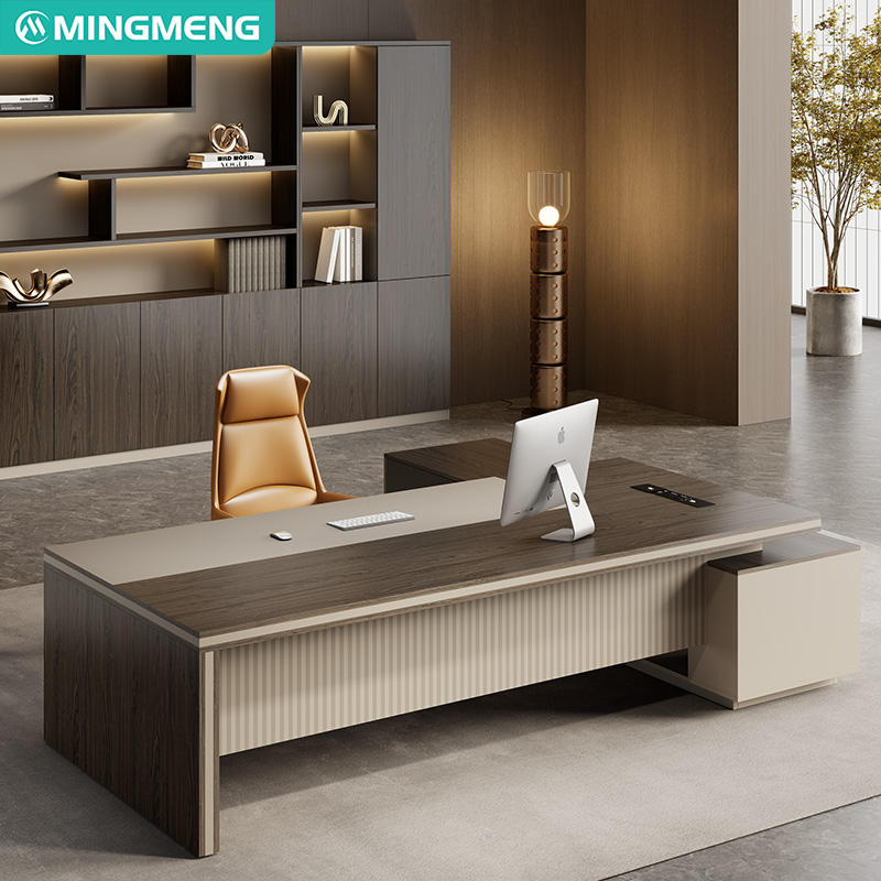 โต๊ะทำงาน CEO