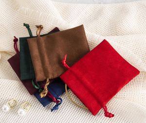 Sac cadeau en velours suédé coloré avec cordon de serrage et logo promotionnel - Product Image 5
