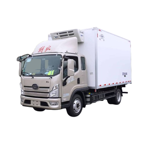 Camión Refrigerado FAW 4x2 Más Vendido para el Transporte de Productos Lácteos en Cadena de Frío de Corta Distancia - Product Image 1