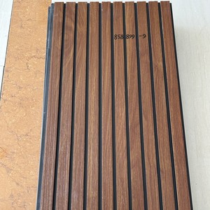 Vente flash : Panneaux de plafond en PVC cannelés pour la décoration d'appartements et de maisons - Product Image 5