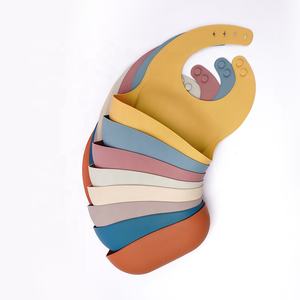 Bavoirs pour bébés en silicone, produits pour nouveau-nés, vente en gros personnalisée, imperméables, sans BPA, ensemble de bavoirs pour enfants, bavoirs d'alimentation pour bébés - Product Image 2